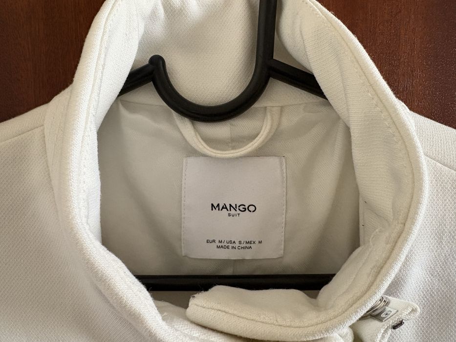 Стильное пальто MANGO новой коллекции