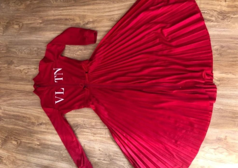 Valentino спортна рокля S/M