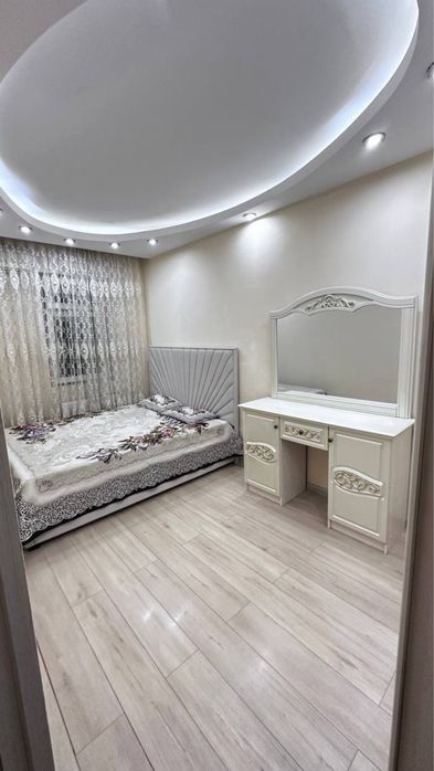 Продам квартиру 3-х комнатную