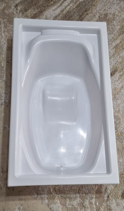 Cadita cu suport pentru bebelusi