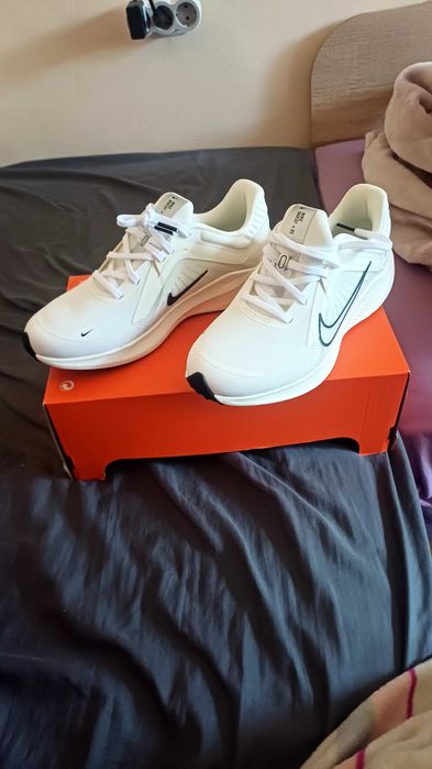 Дамски маратонки Nike