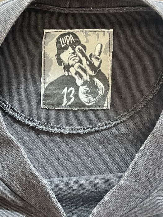 Luda тениска Rascals непокътната