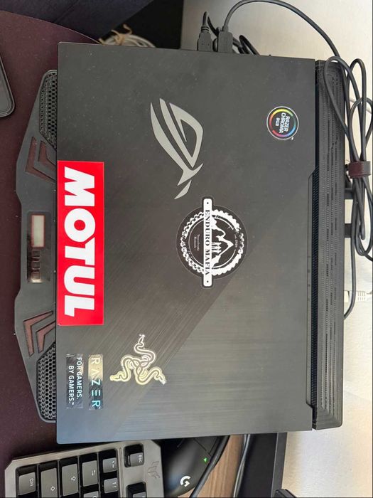 Laptop Gaming ASUS ROG Strix G15 G512LI cu procesor Intel® 144 HZ