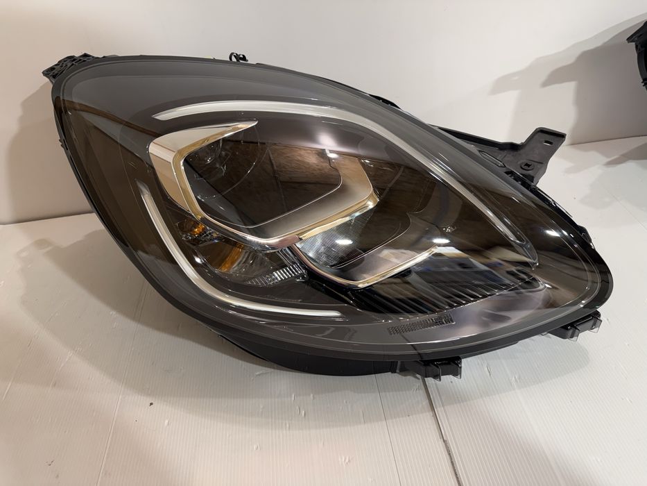 Far led stânga și dreapta Ford Puma 2019/2024 L1TB-13101-EK/13100EH
