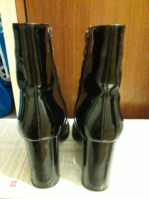 Продам ботильоны