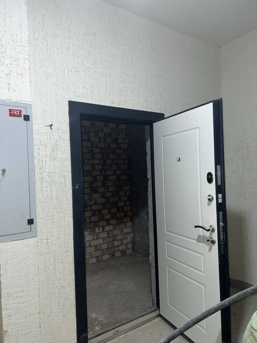 1 xonali uy navostroyka sotiladi green house