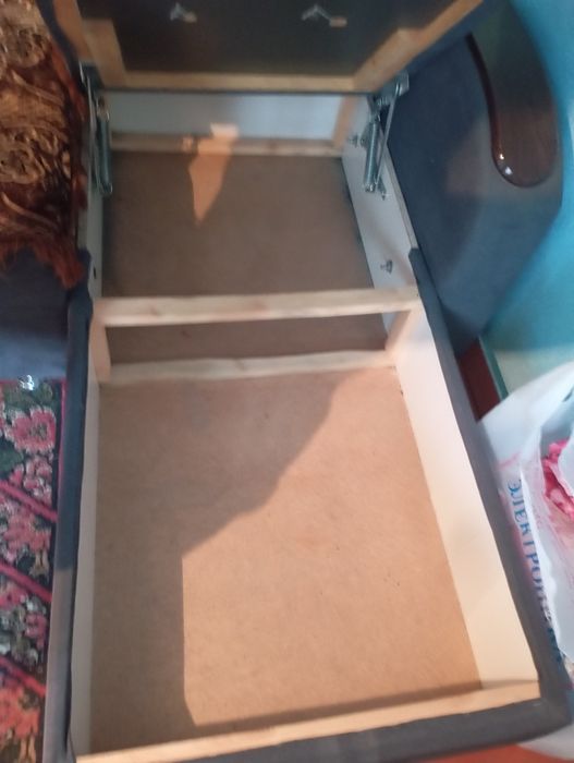 Продам угловой диван