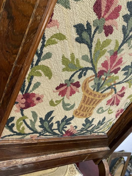 Англия дървена рамка с гоблен панел стойка needlepoint 1930