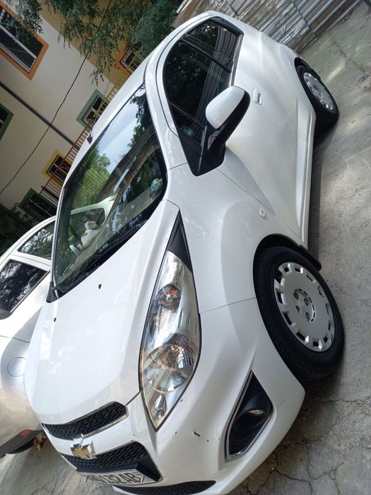 Spark sotiladi arzon narxda