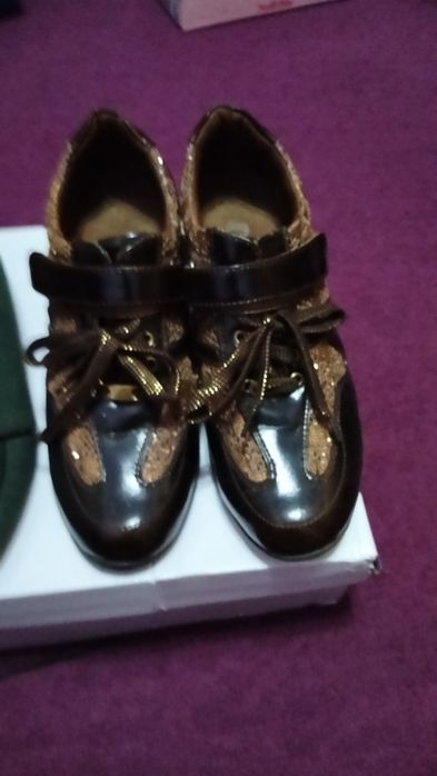 Pantofi la super preț damă