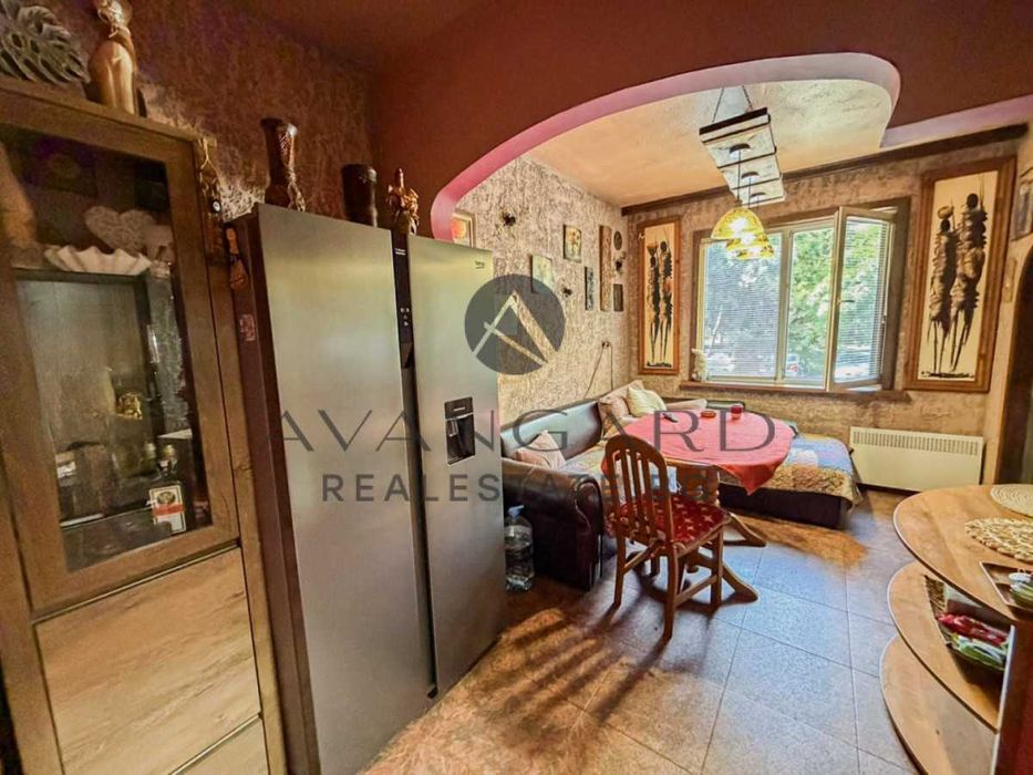 Продава се Тристаен апартамент в Пловдив, Христо Смирненски - 68 кв.м за 2100 €/кв.м - Снимка #7