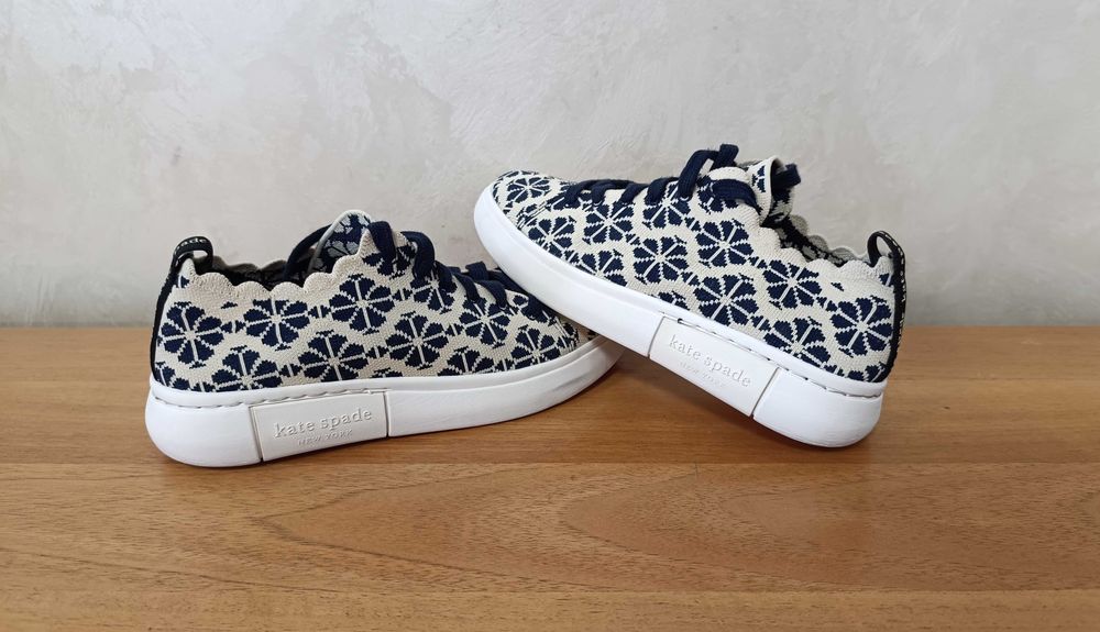 Kate Spade Spade Flower Lift Knit Geo-Много Запазени