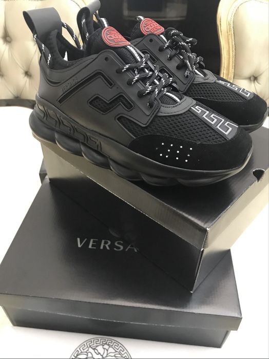 Adidasi versace nou