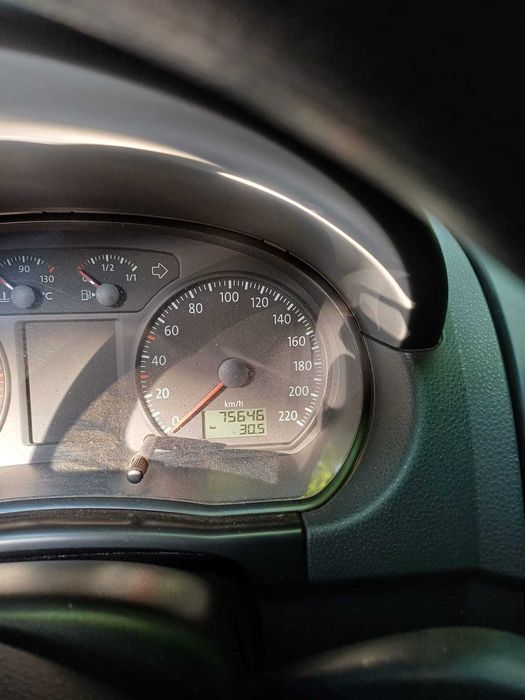 Vand VOLSWAGEN POLO 1,4 TDI din 2008 cu 75000 km reali
