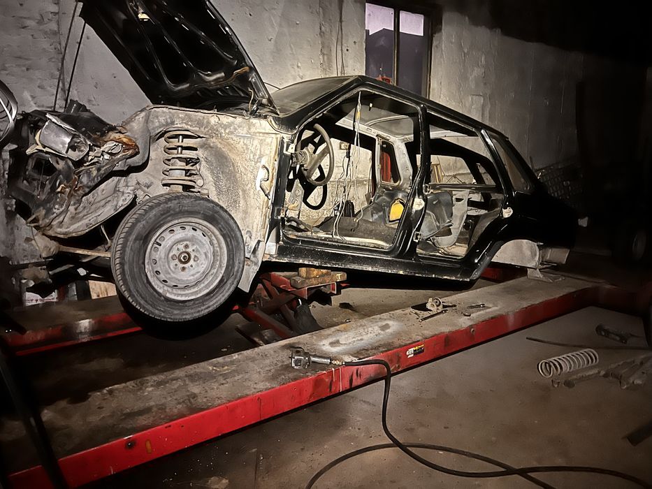 Авто по запчастям