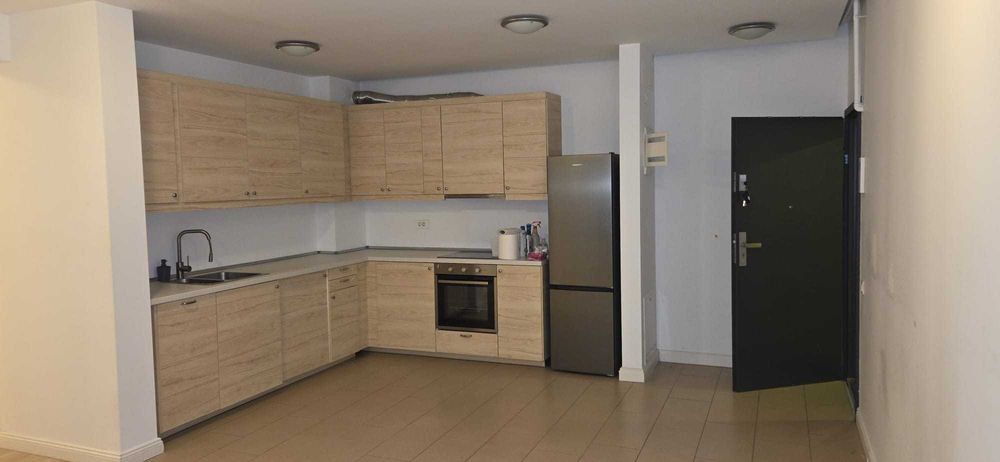 Închiriere 3 camere Sisesti - Zona Rezidențială