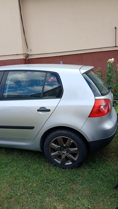 Vând vw golf v 2.0 tdi