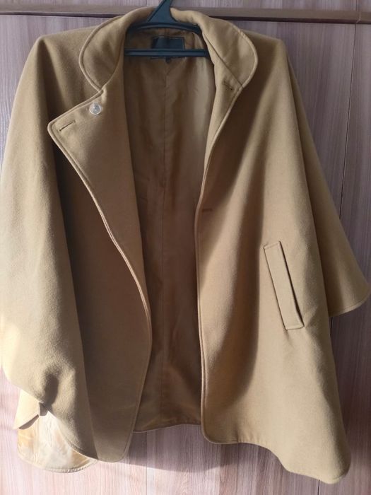 Пальто -накидка пончо