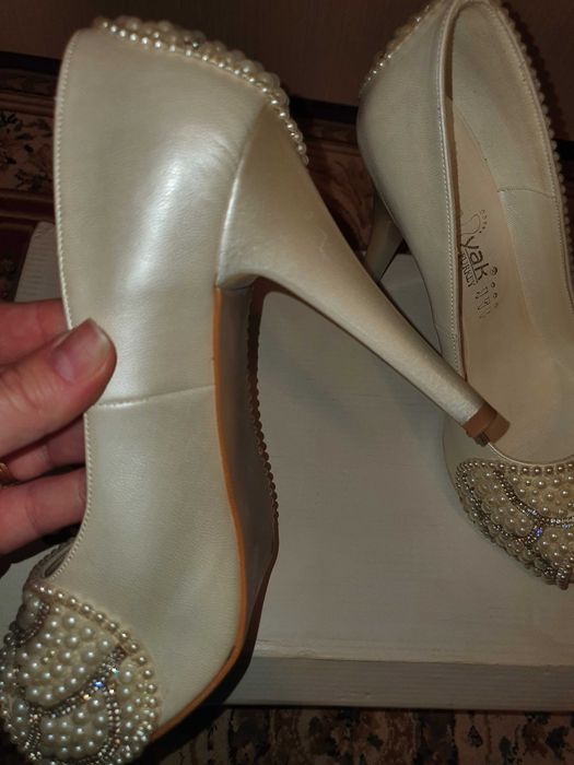 Pantofi mireasa cu perle si strasuri, 37