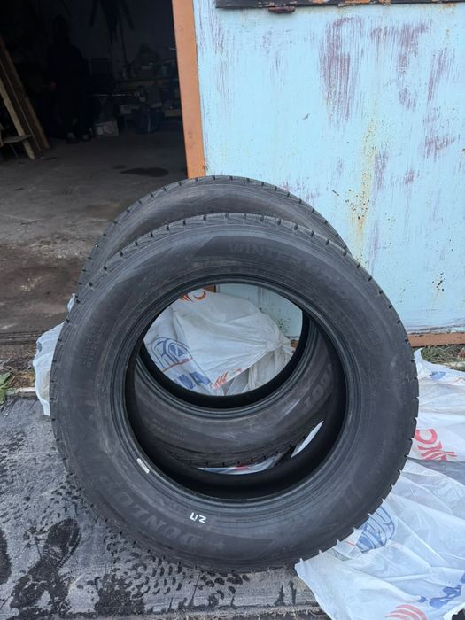 dunlop winter maxx SJ8 115R,