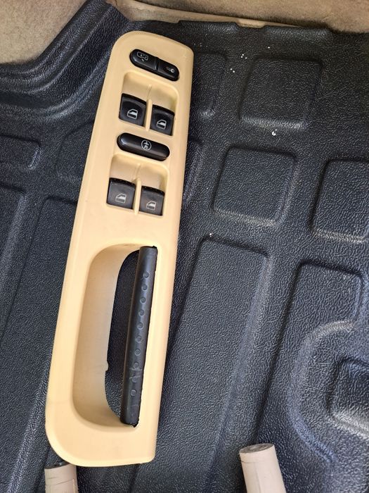 Дръжка и подлакътник за пасат Б5 и Б5.5