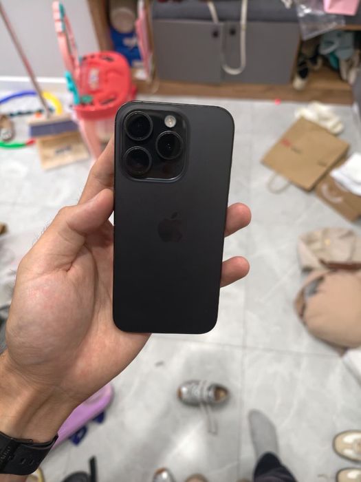 Обменяю iPhone 15 Pro на iPhone 17