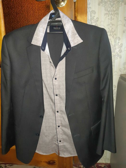 Костюм мужской, рубашка