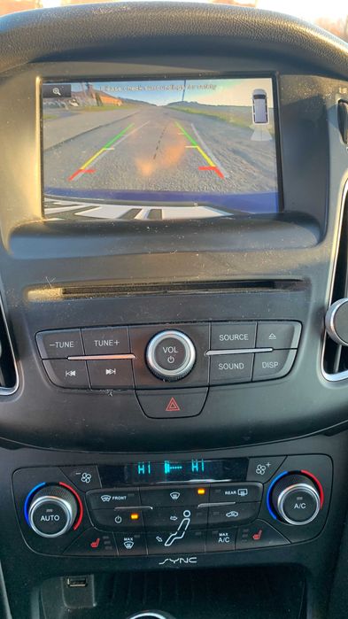 Ford Focus 2015 – Diesel – Break – Dotări complete – Mașină îngrijită