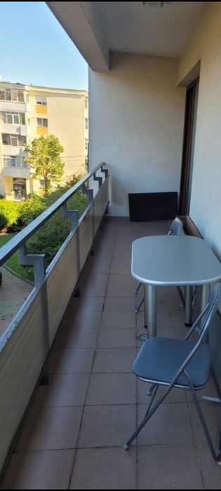 Vând garsoniera Gavana 3,etaj 2/6,lift,decomandata,42 mp ,bloc  nou,loc  parcare.