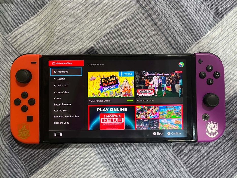 Nintendo Switch OLED с игри и аксесоари