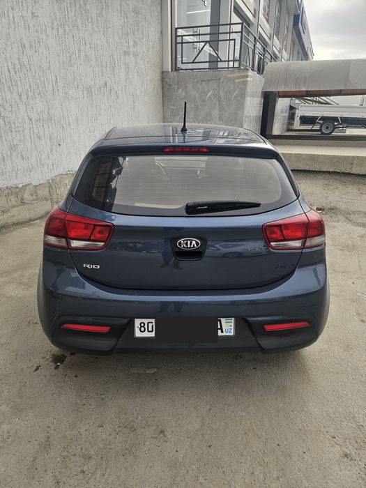 Kia rio 2018 хороший состояние