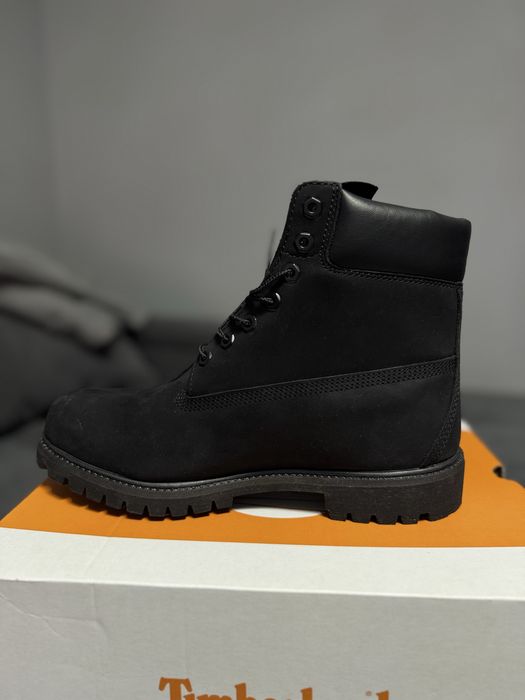 Vand timberland, marimea 44, purtati o singura data