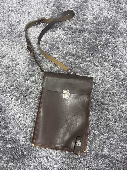 Продам форму, сумка планшет, ремень