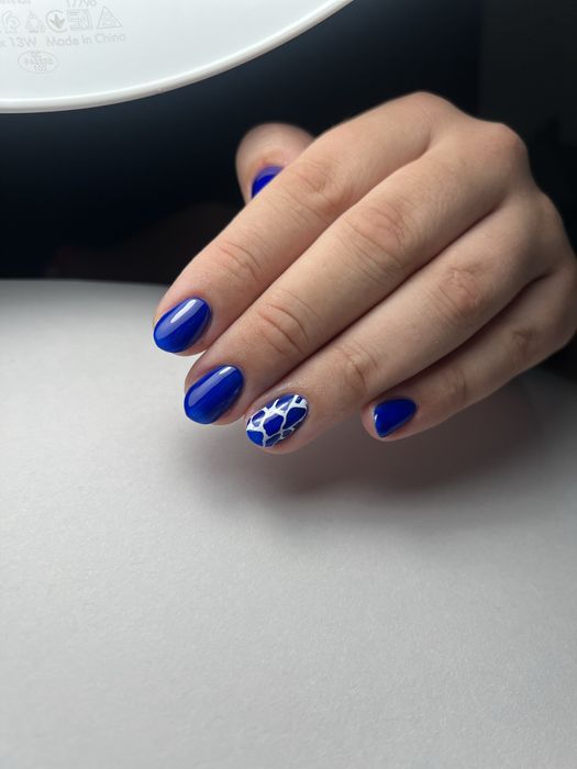 Unghii semi/gel drumul taberei