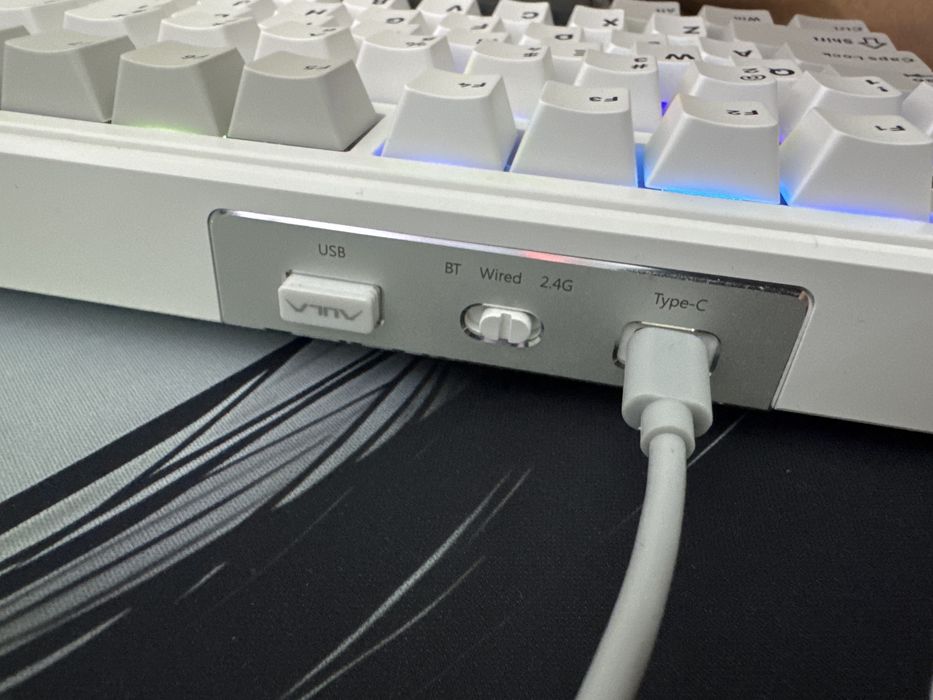 Клавиатура Aula F99 (не 65)