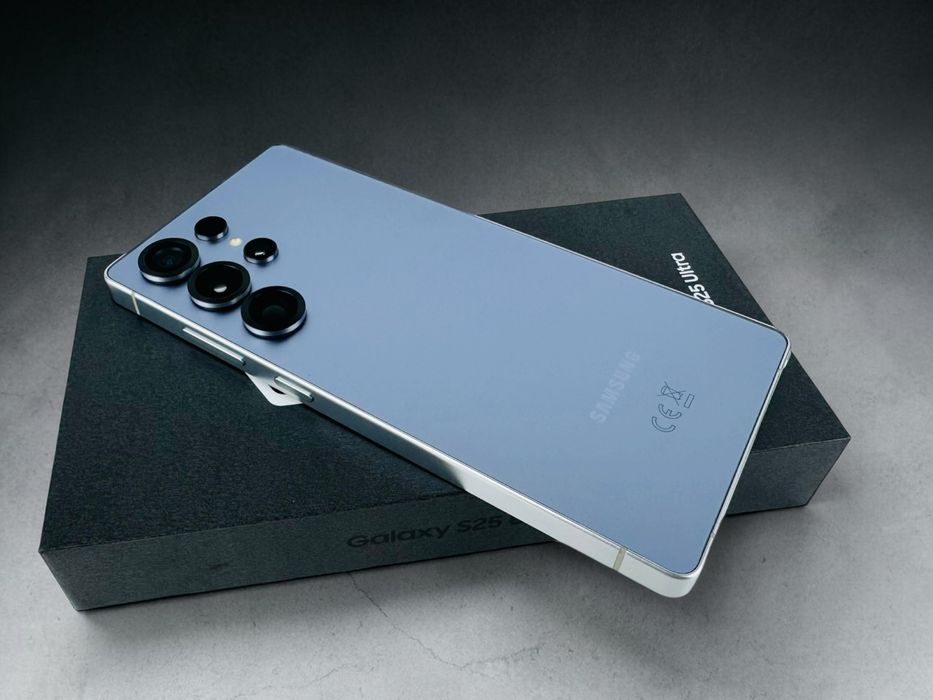 Samsung Galaxy S25 Ultra 512GB 12RAM Silverblue Titanium 100% Батерия! Перфекен! Гаранция!