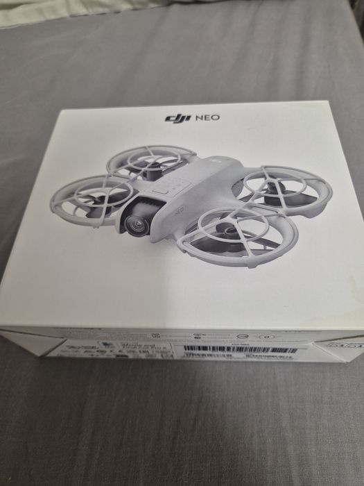 Vand Drona dji neo, nouă!