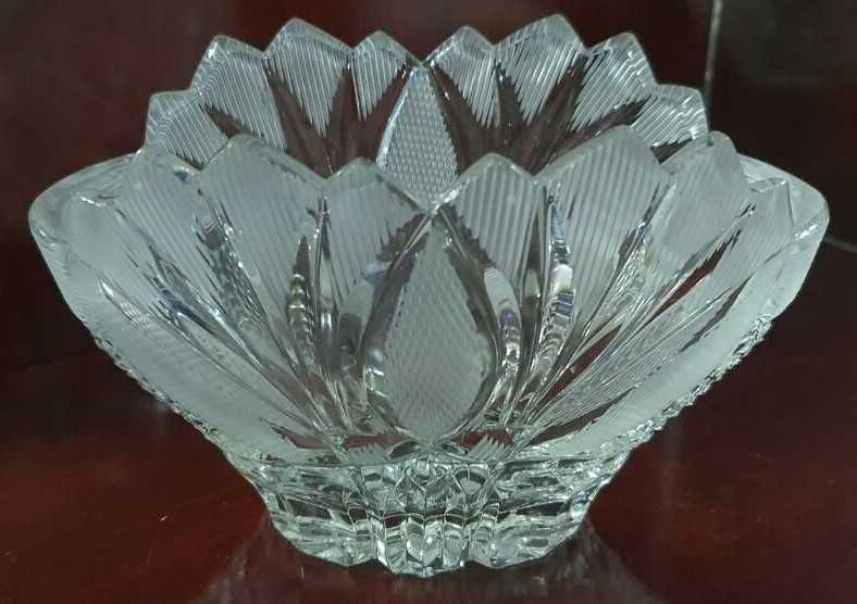 Хрустальные вазы