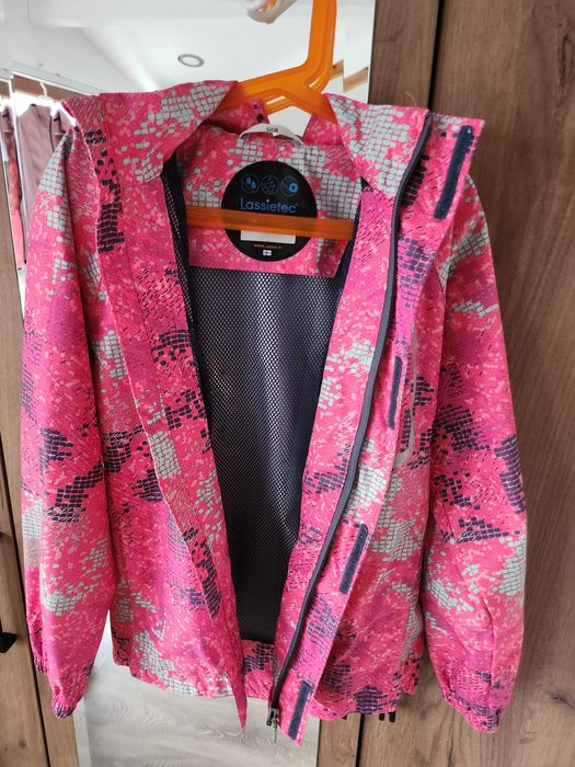 Пролетно яке Lassie tec 128Пролетно яке Lassie tec 128