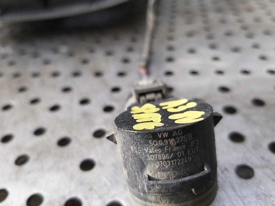 Senzor parcare spate audi a3 8v 5q0919275b