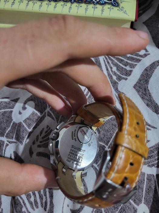 Vand ceas  swiss swatch