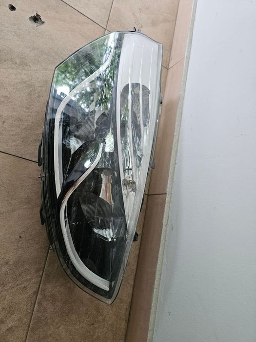 Десен фар Renault Clio 4 desen far рено клио 4