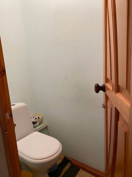 Srochni 3 xonali kv sotiladi