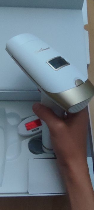 Vând epilator IPL EvoSmart