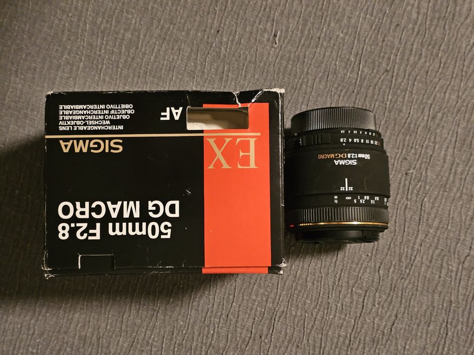 Obiectiv Sigma 50mm f2.8 montura Nikon F