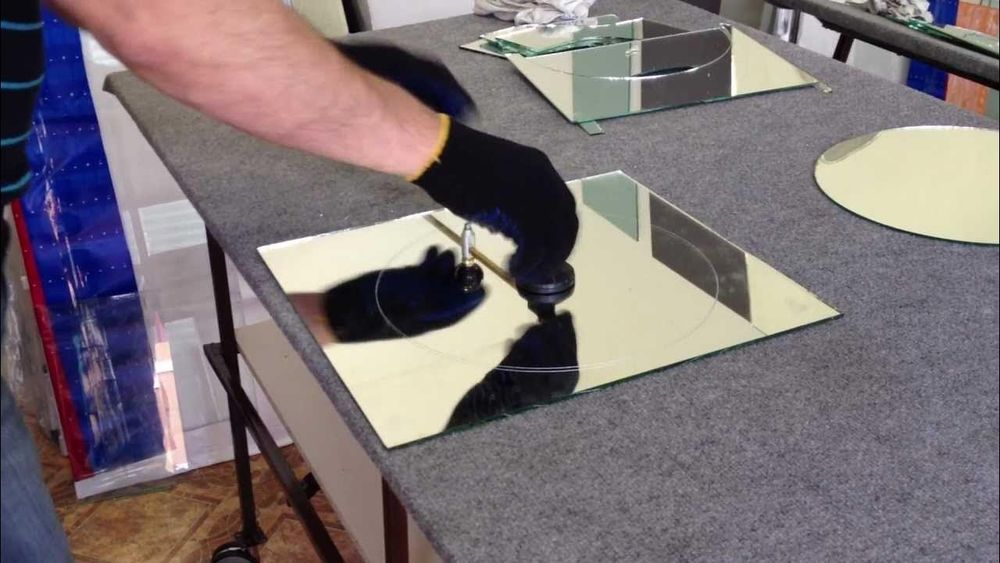 Раскрой стекла и зеркал