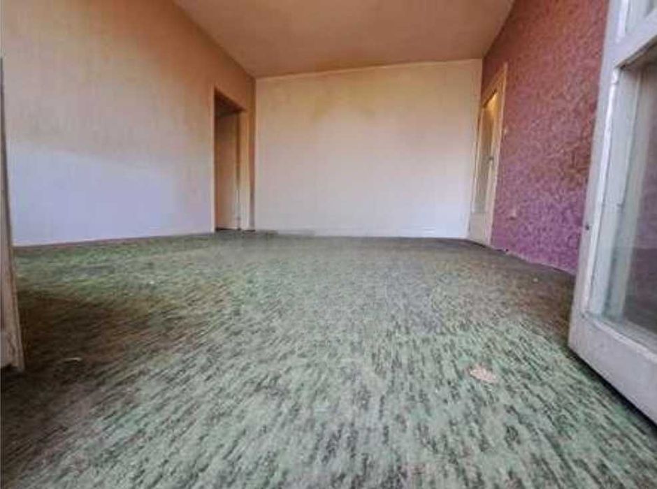 Продава се Двустаен апартамент в София, Център - 68 кв.м за 1309 €/кв.м - Снимка #1