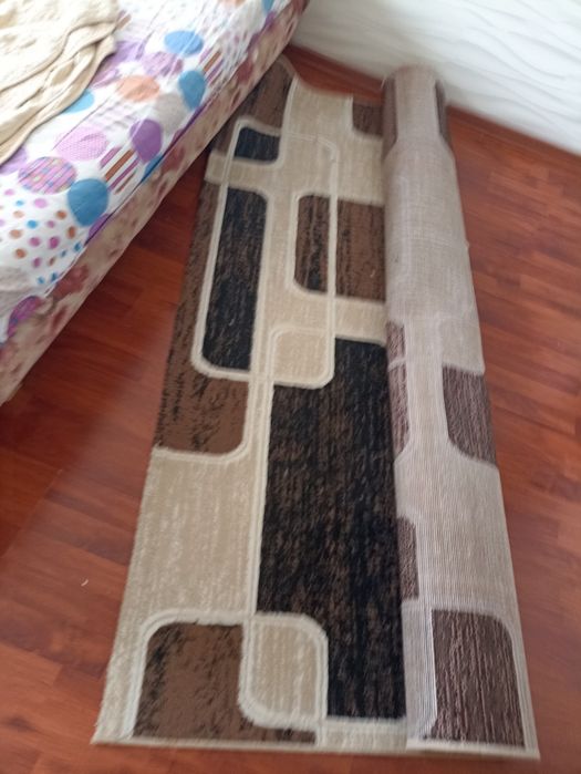 Ковёр 200*300 в отличном состоянии