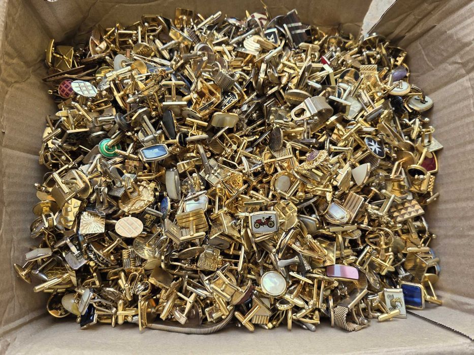 Лот Стари Позлатени Ръкавели Бутонели Позлата 1000 грама