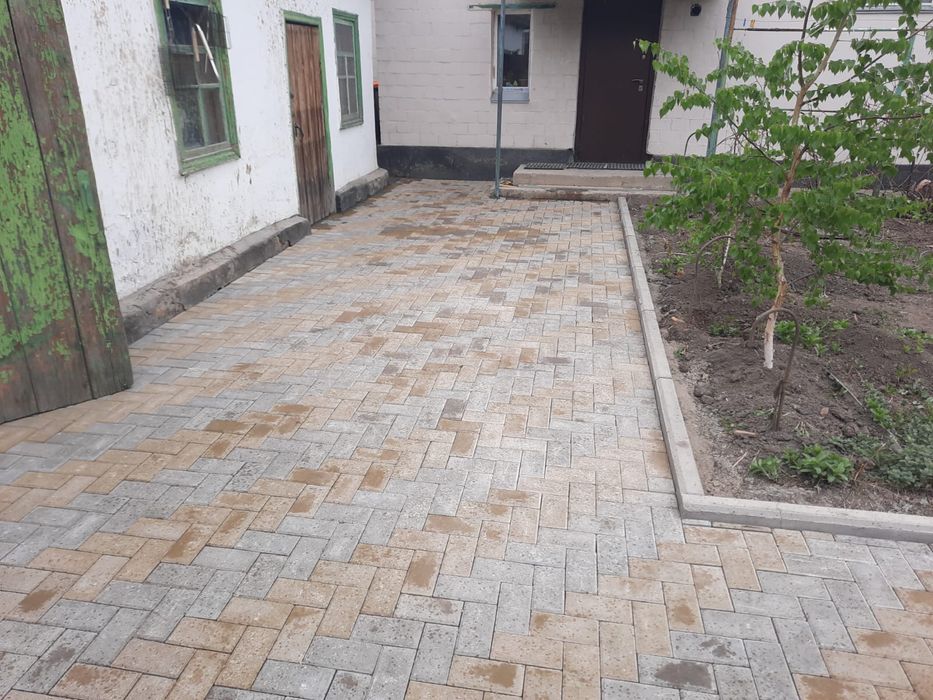 Укладка брусчатки